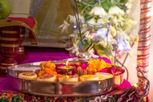 sapne mein pooja hote huye dekhna